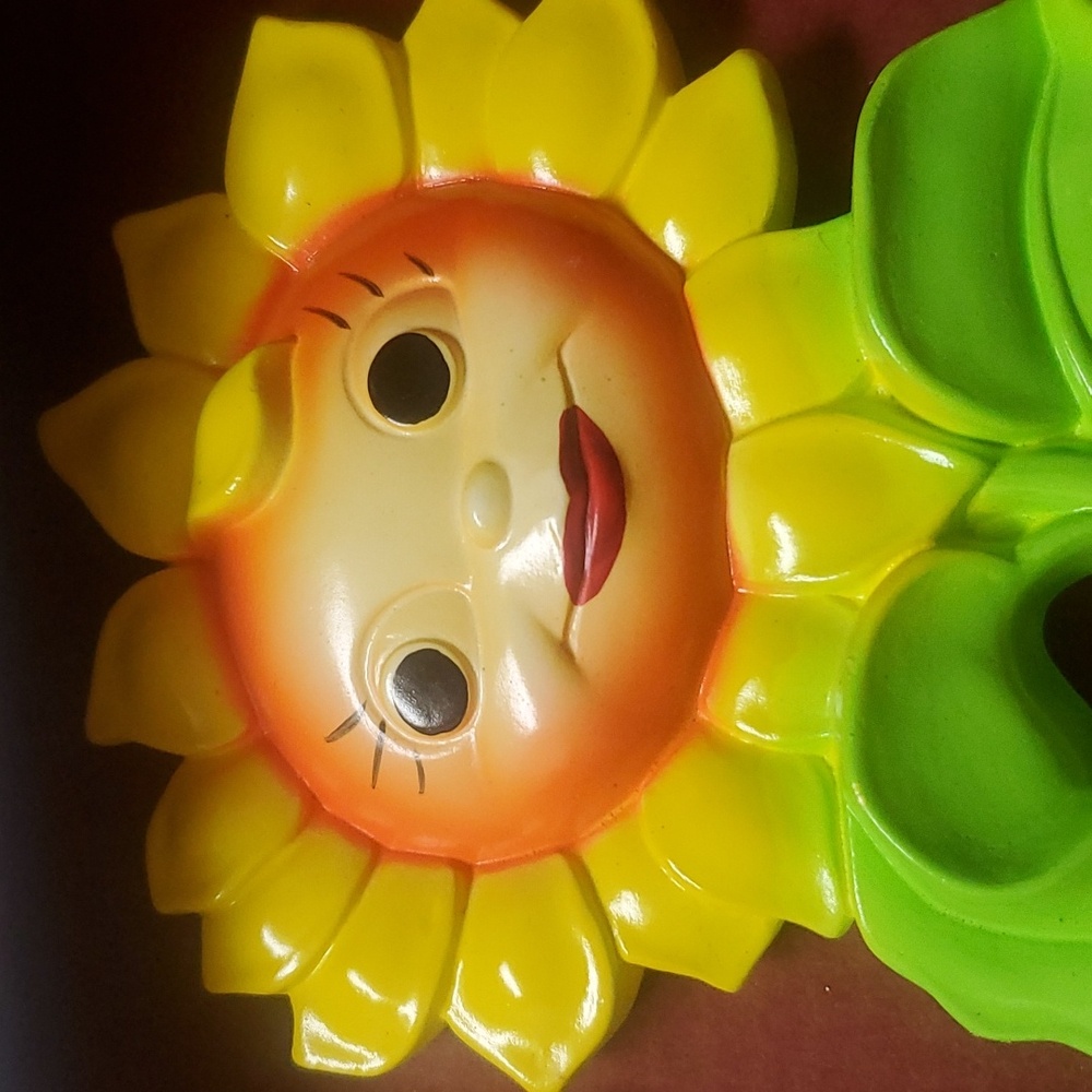 Vintage 1970s chalkware Sunflower pot holder hangers wall art - Picture 4 of 10